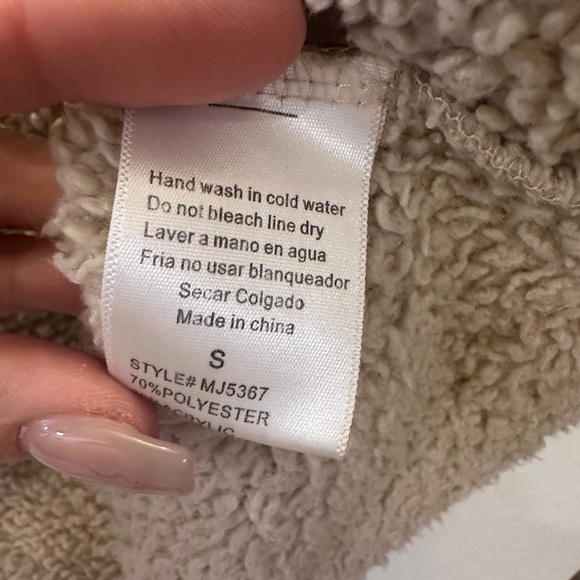 Michael Farrell Sherpa Hoodie Vest Small Beige Sleeveless Cozy Fuzzy Soft Warm - Picture 6 of 9